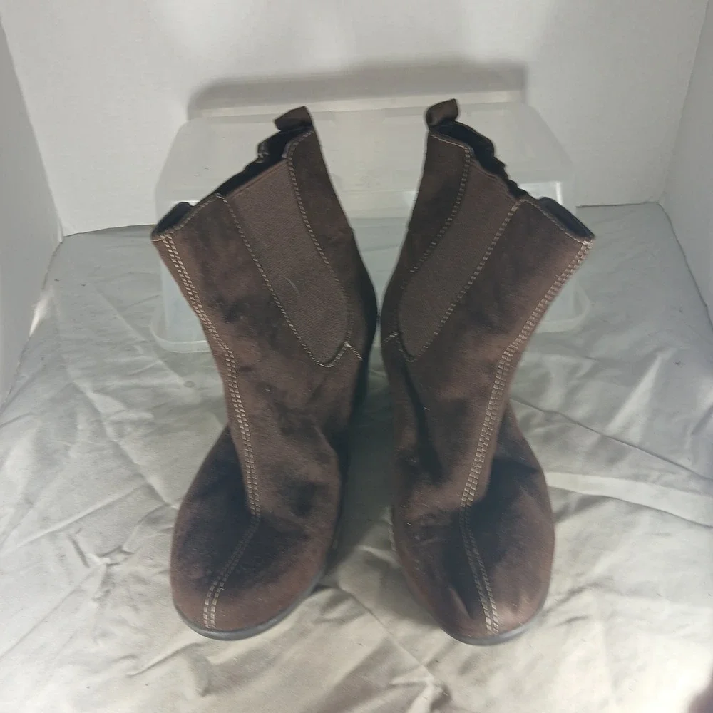 AEROSOLES grand tor